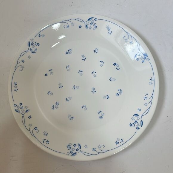 CORELLE PROVINCIAL BLUE DINNER PLATES.   SET OF FIVE - Picture 2 of 5
